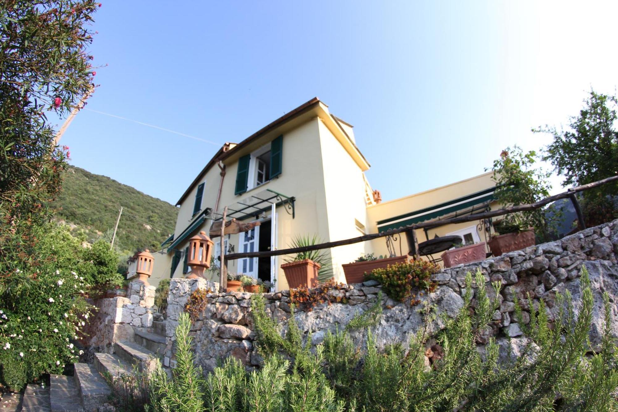Hotel Ai Cinque Campanili Finale Ligure Exterior foto