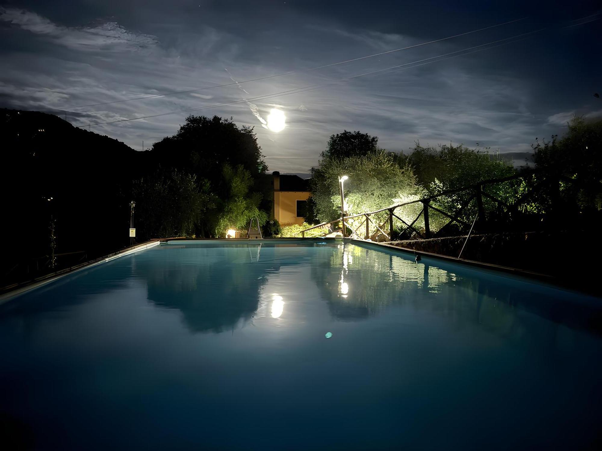 Hotel Ai Cinque Campanili Finale Ligure Exterior foto